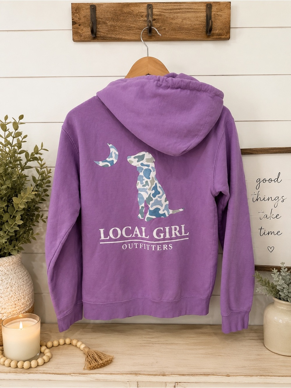 Women’s Small Local Girl Outfitters Lavender Hoodie Dog & Moon Graphic